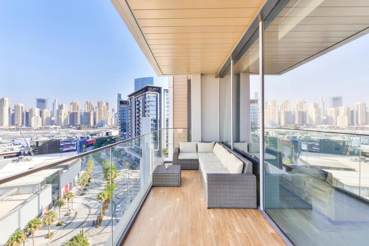 Luxury 2 Bedroom Beachfront Apt W Stunning Sea View Dubai Exterior photo
