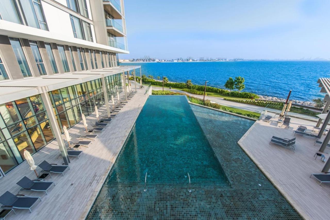 Luxury 2 Bedroom Beachfront Apt W Stunning Sea View Dubai Exterior photo